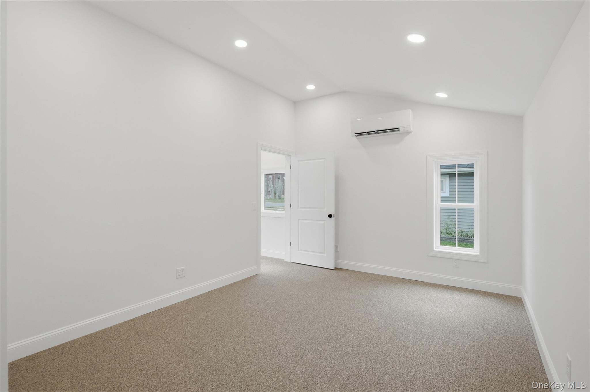 313 Fullerton Avenue – For Sale photo 14