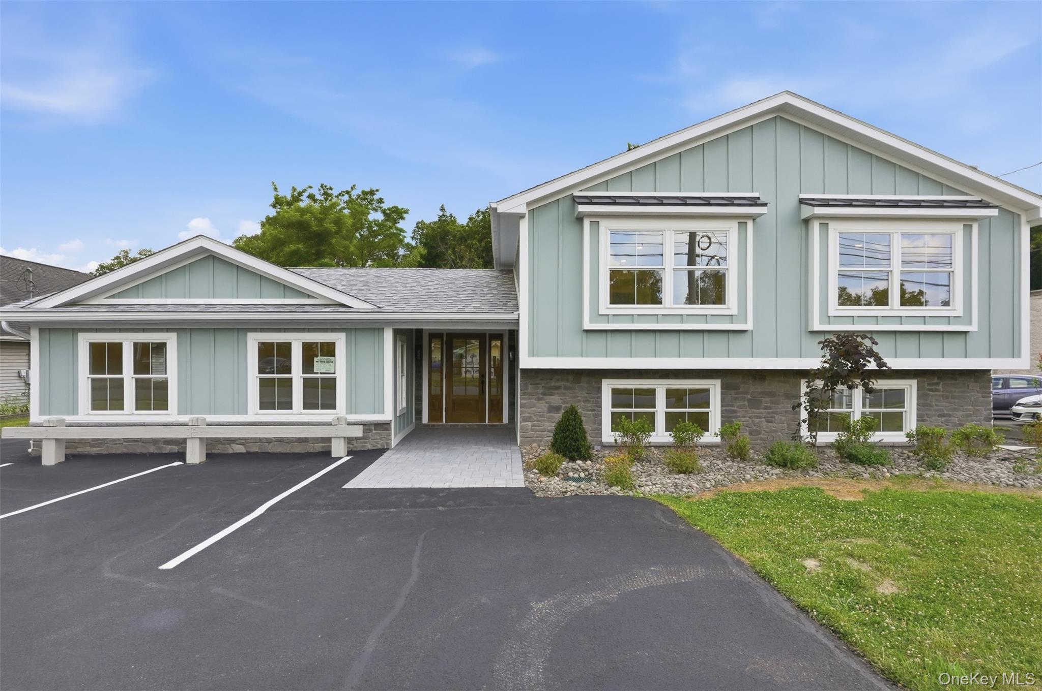 313 Fullerton Avenue – For Sale