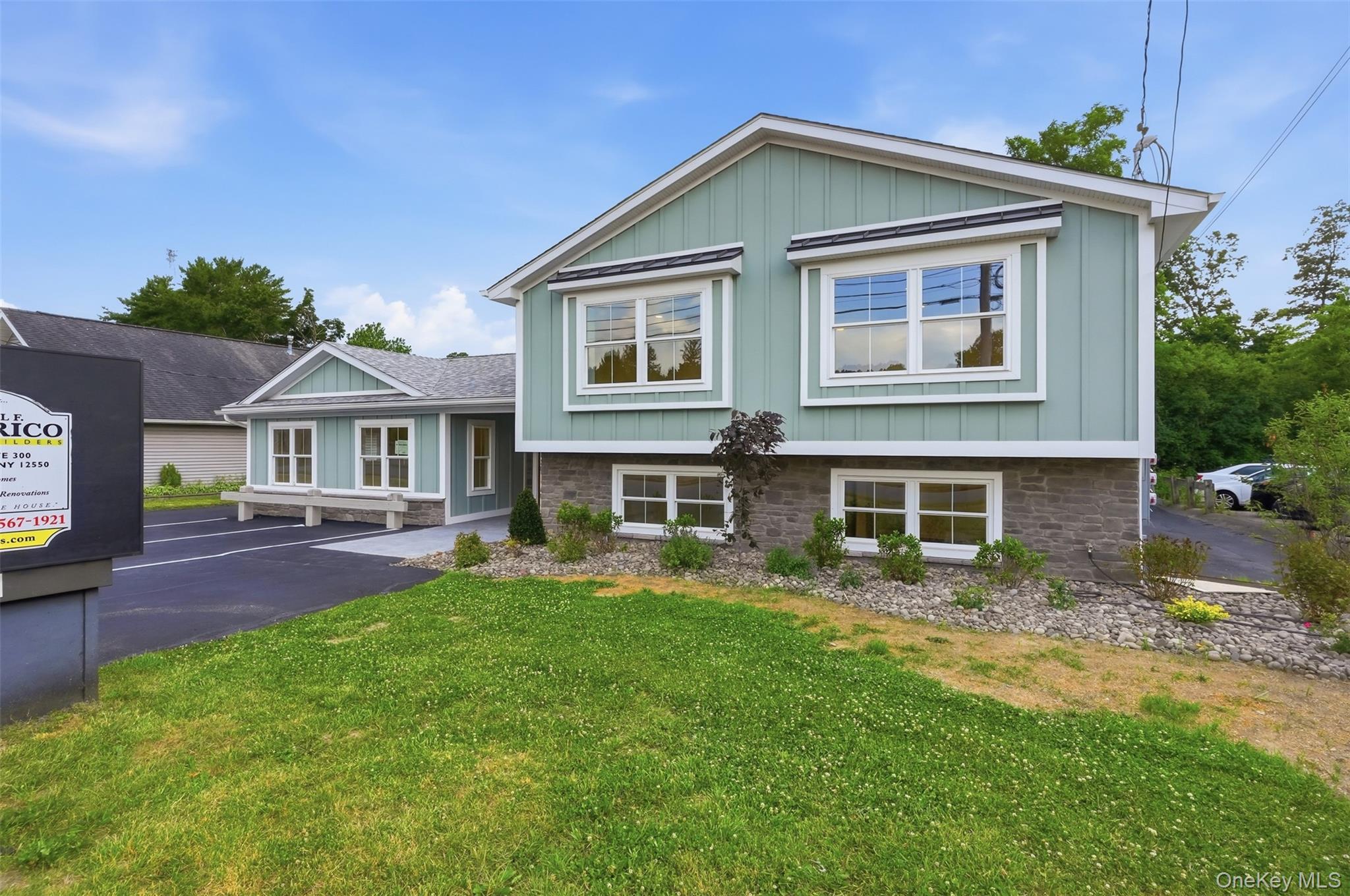 313 Fullerton Avenue – For Sale photo 3