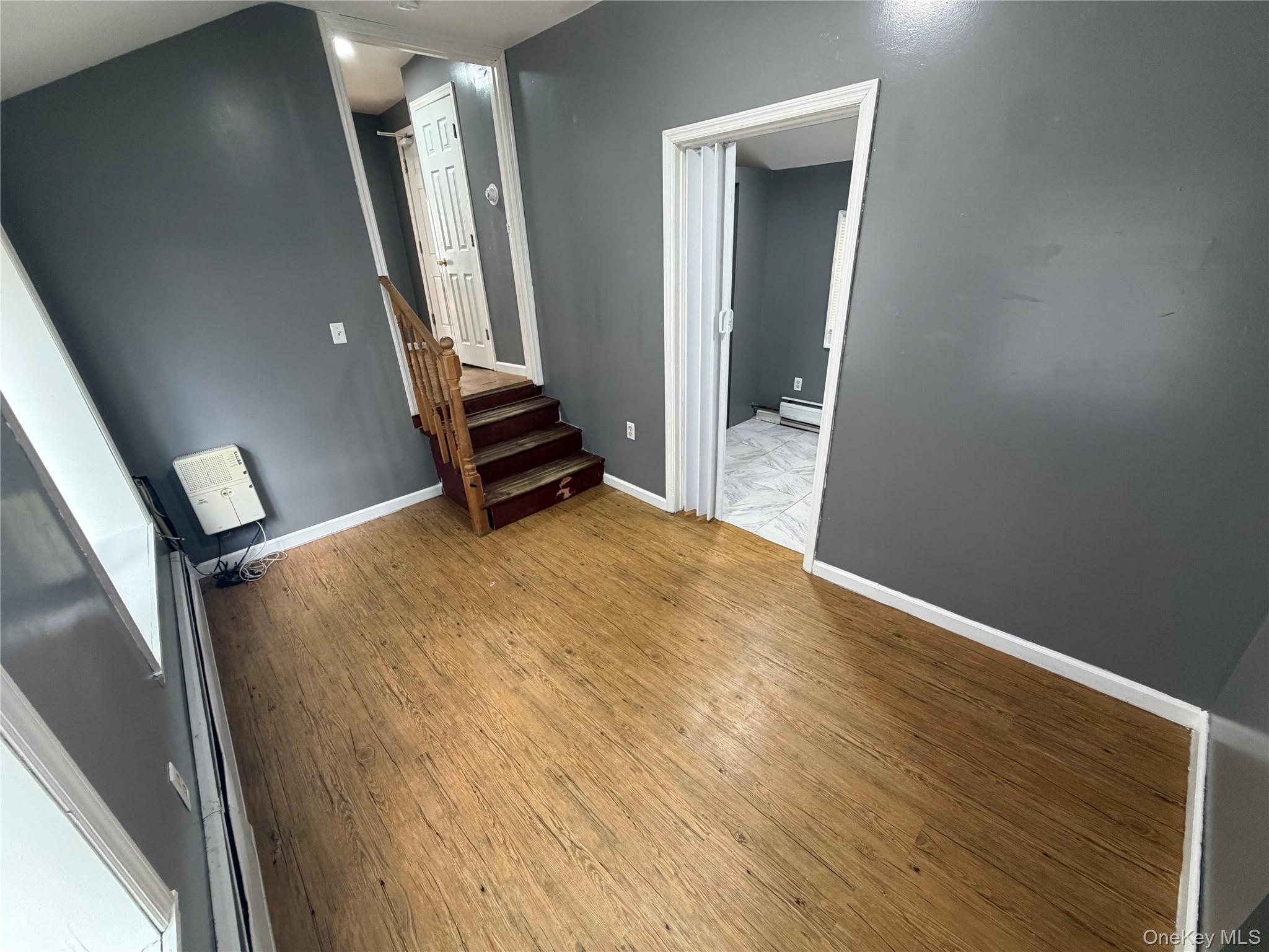 93 Catharine Street, Unit 2 photo 8