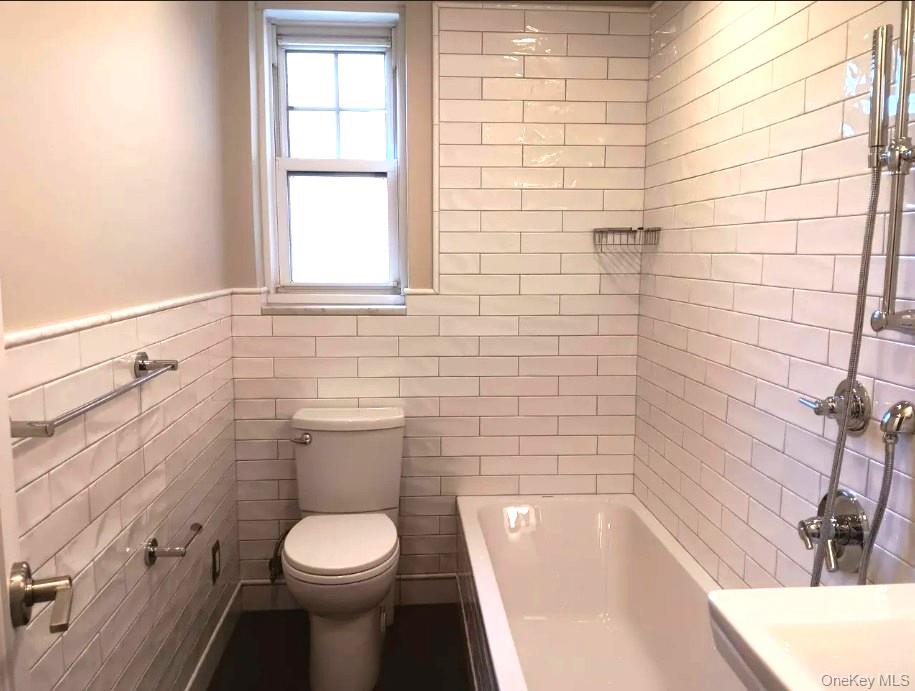120 Cabrini Boulevard, Unit 43 photo 3