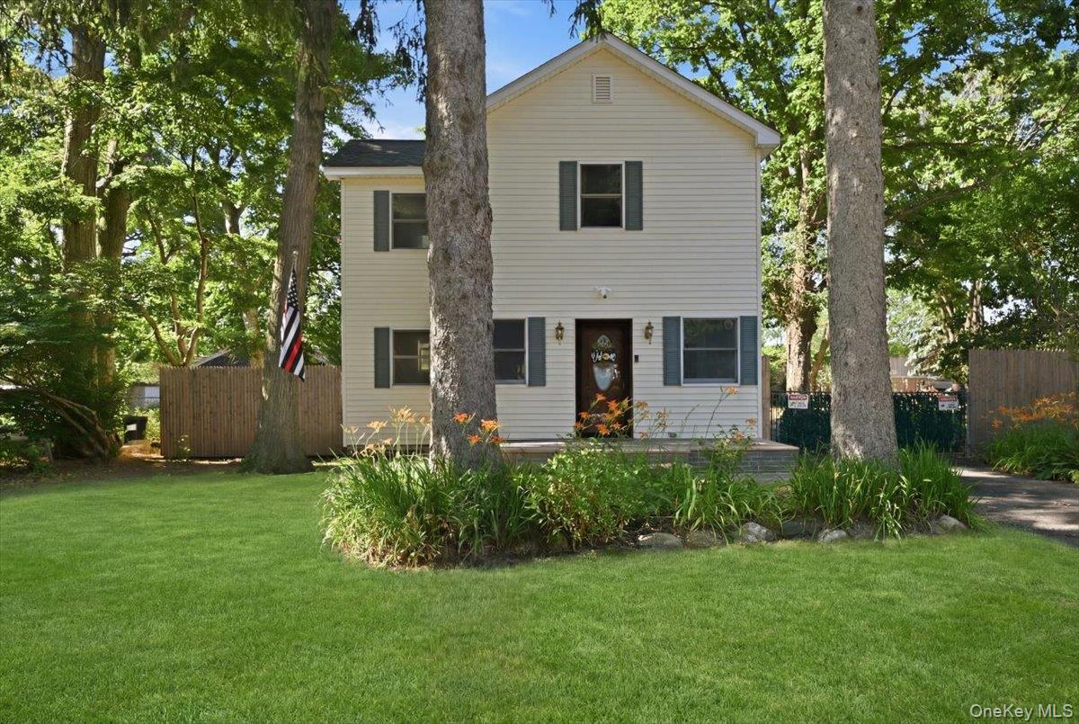 12 Thorne Street – For Sale photo 2