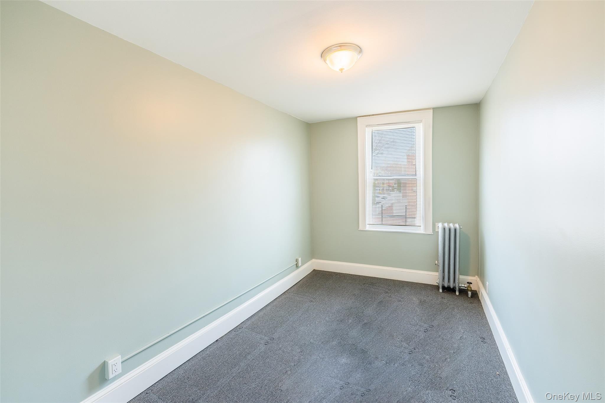 16904 Crocheron Avenue – For Sale photo 8