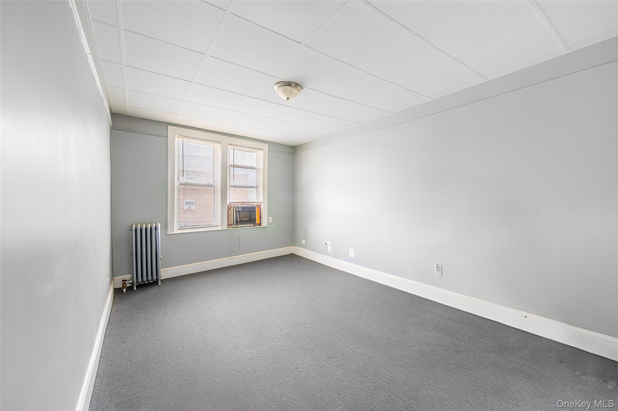 16904 Crocheron Avenue – For Sale photo 3