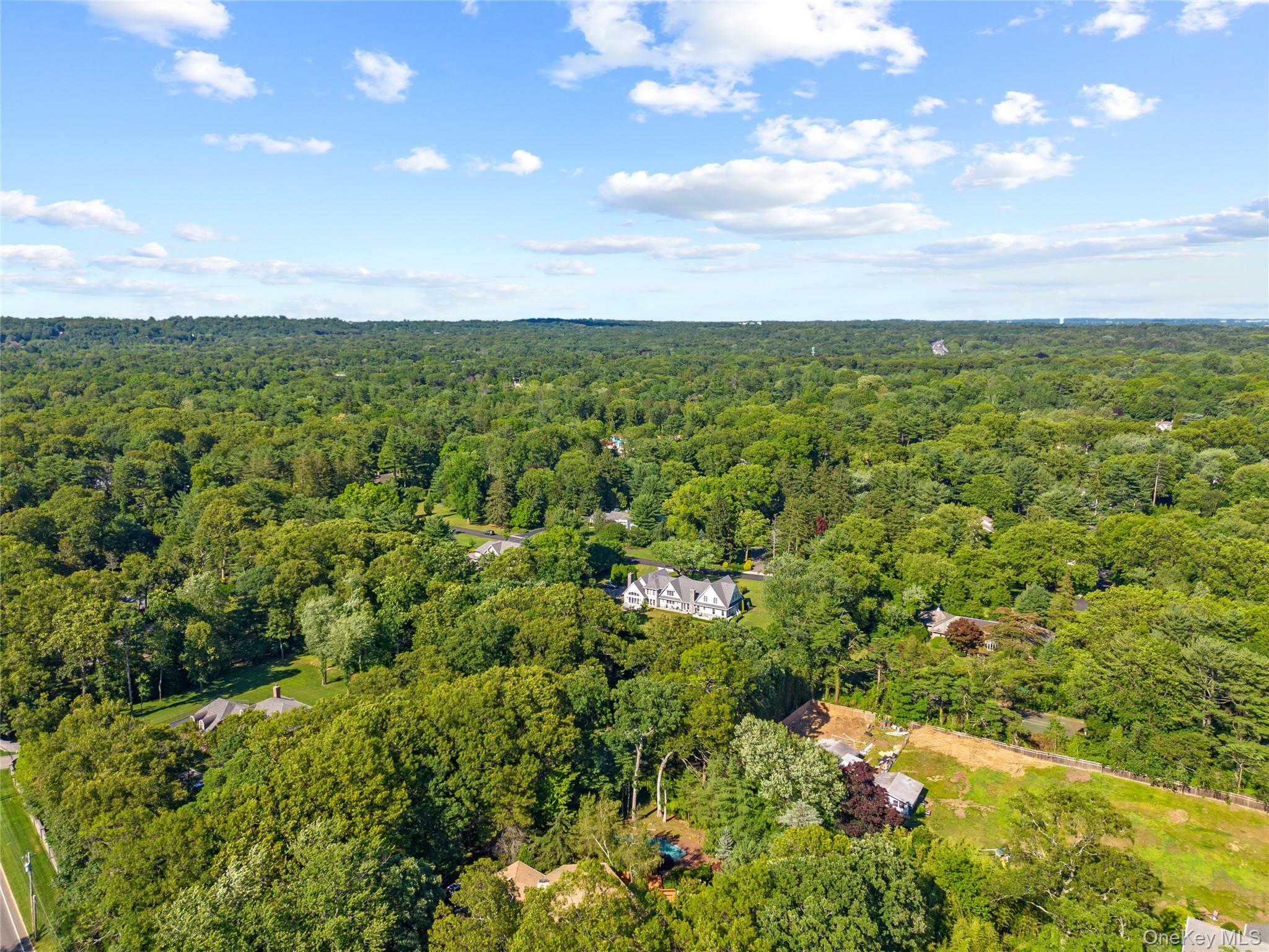 249 Glen Cove Road – For Sale photo 35
