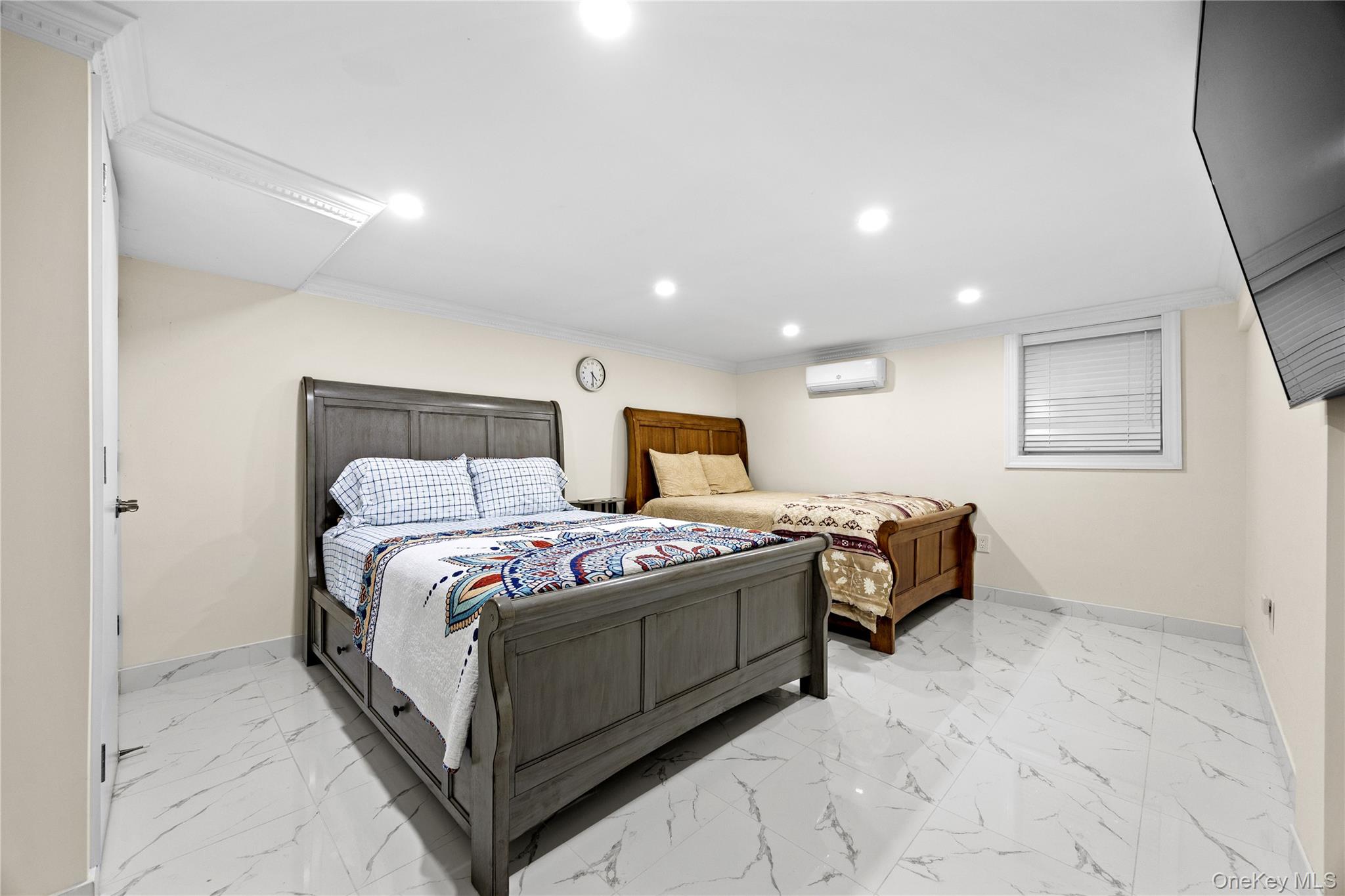249 Glen Cove Road – For Sale photo 30