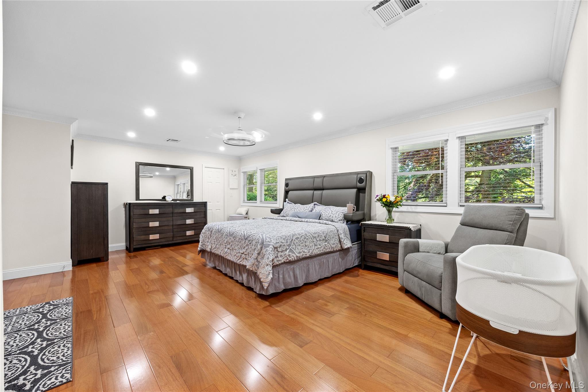 249 Glen Cove Road – For Sale photo 23