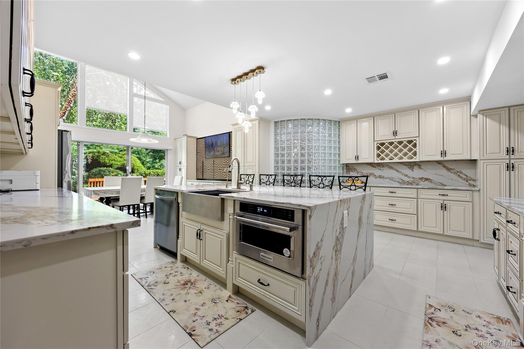 249 Glen Cove Road – For Sale photo 12