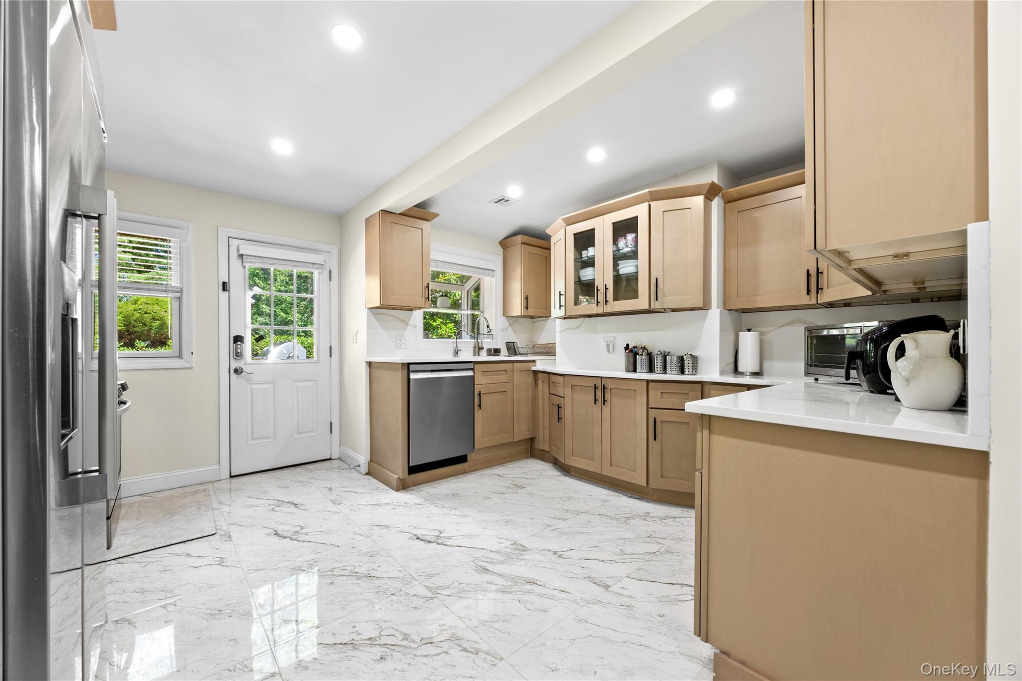 249 Glen Cove Road – For Sale photo 15