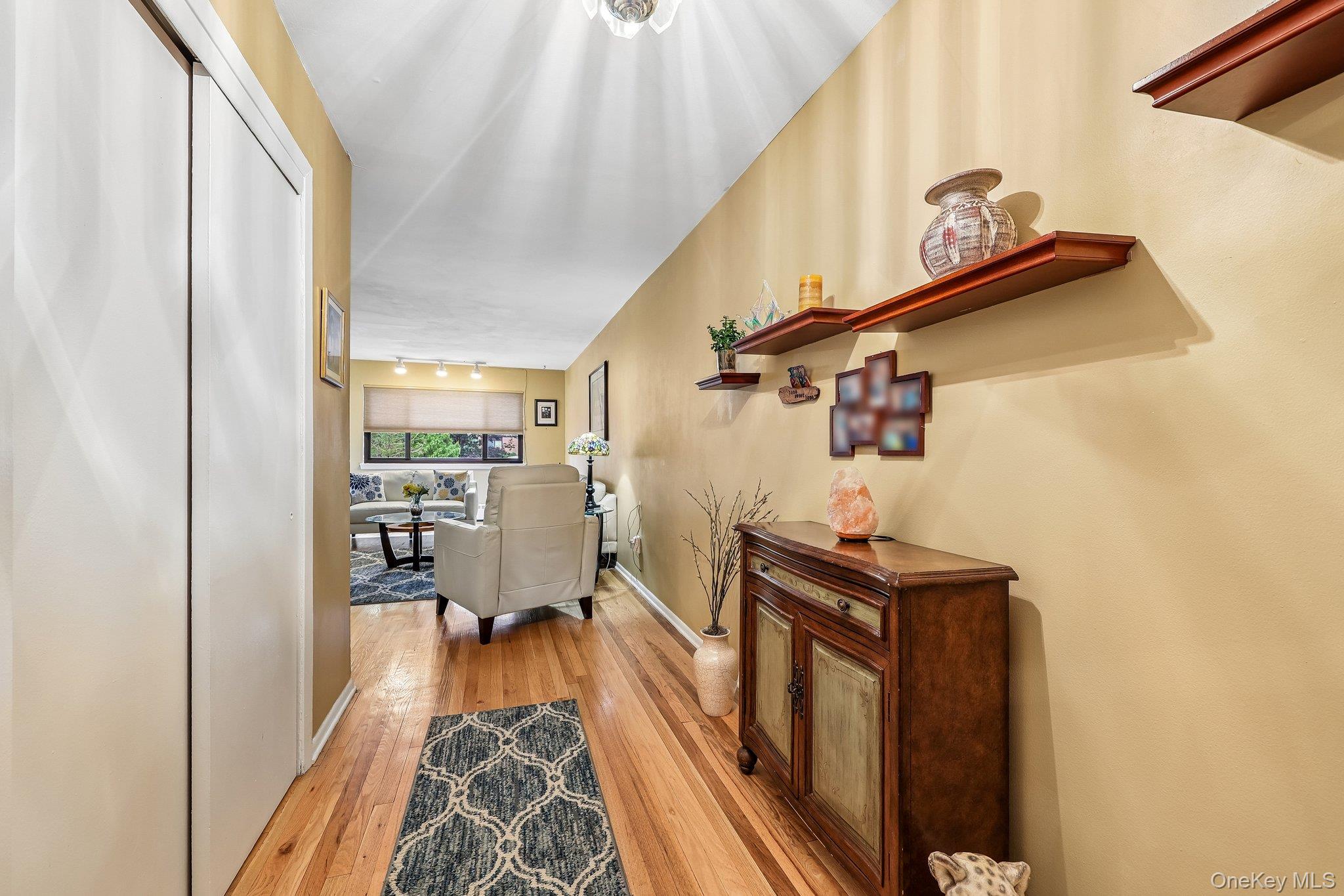3 W Lawrence Park Drive, Unit 3 photo 7