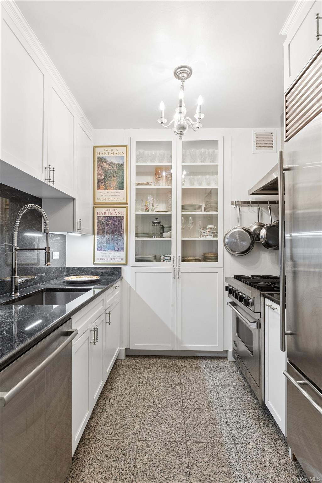 170 E 87th Street, Unit E5FG photo 5