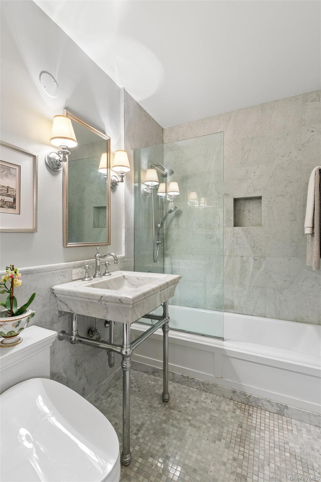170 E 87th Street, Unit E5FG photo 9
