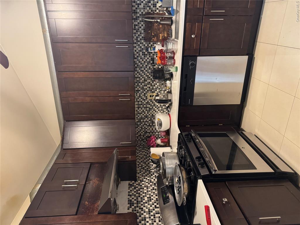 411 121st Street, Unit 12 photo 7