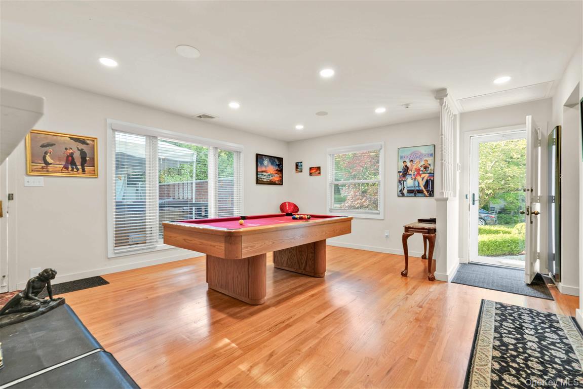 105 Park Lane – For Sale photo 5