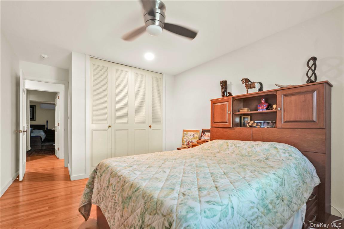 105 Park Lane – For Sale photo 16