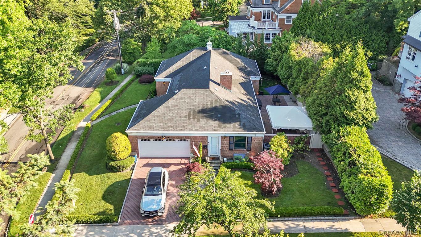 105 Park Lane – For Sale photo 46