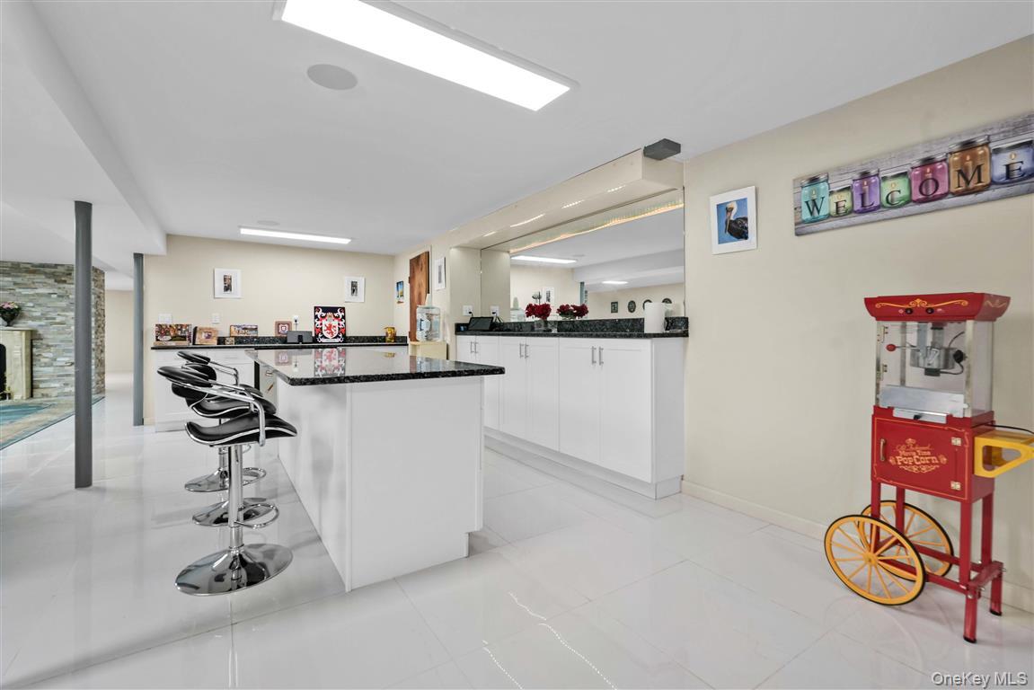 105 Park Lane – For Sale photo 31