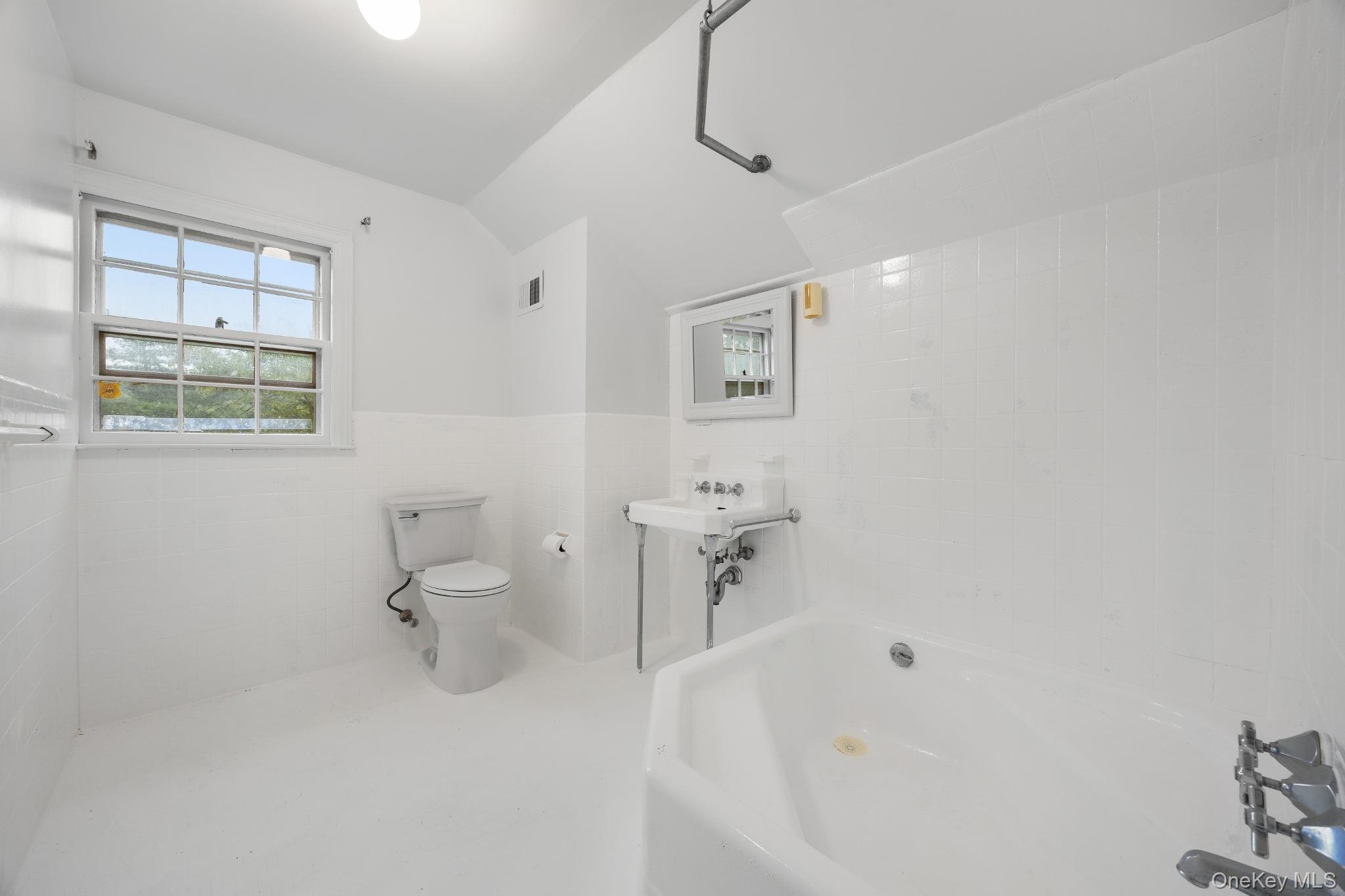 98 Brookby Road – For Rent photo 23