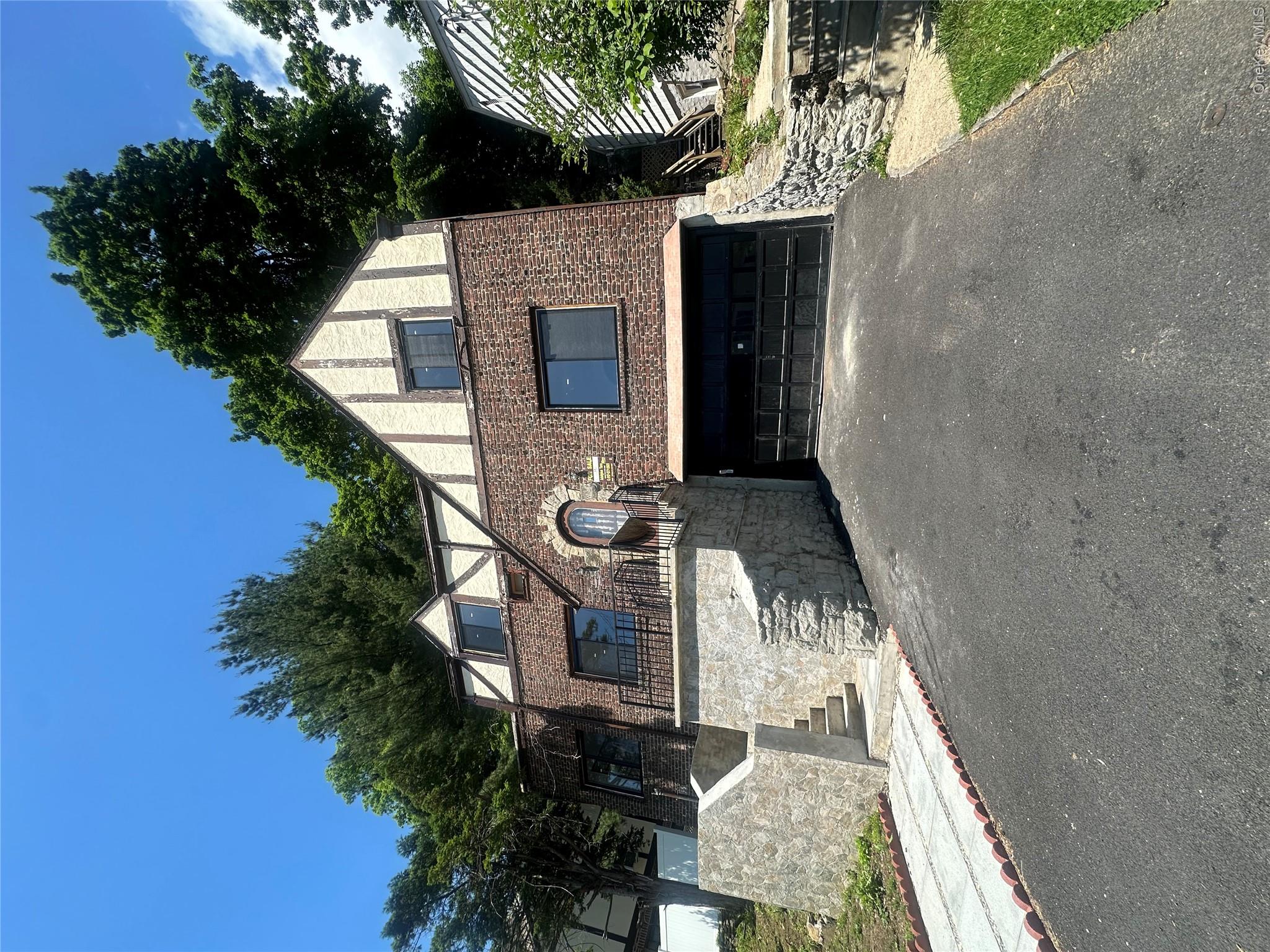 55 Brookdale Drive – For Sale