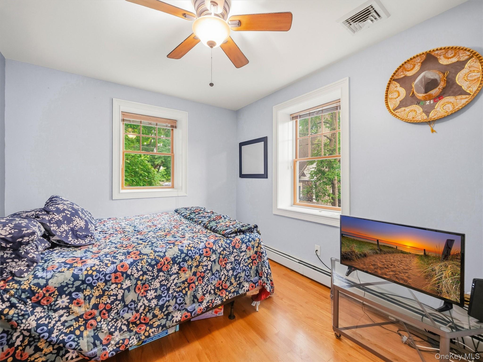 2 Hempstead Lane – For Sale photo 20