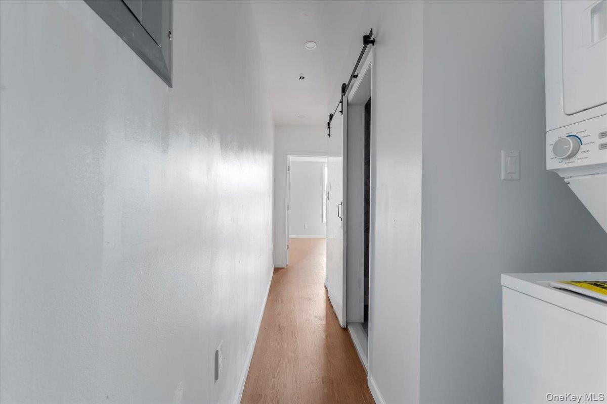 324 Eldert Street, Unit 3A photo 4