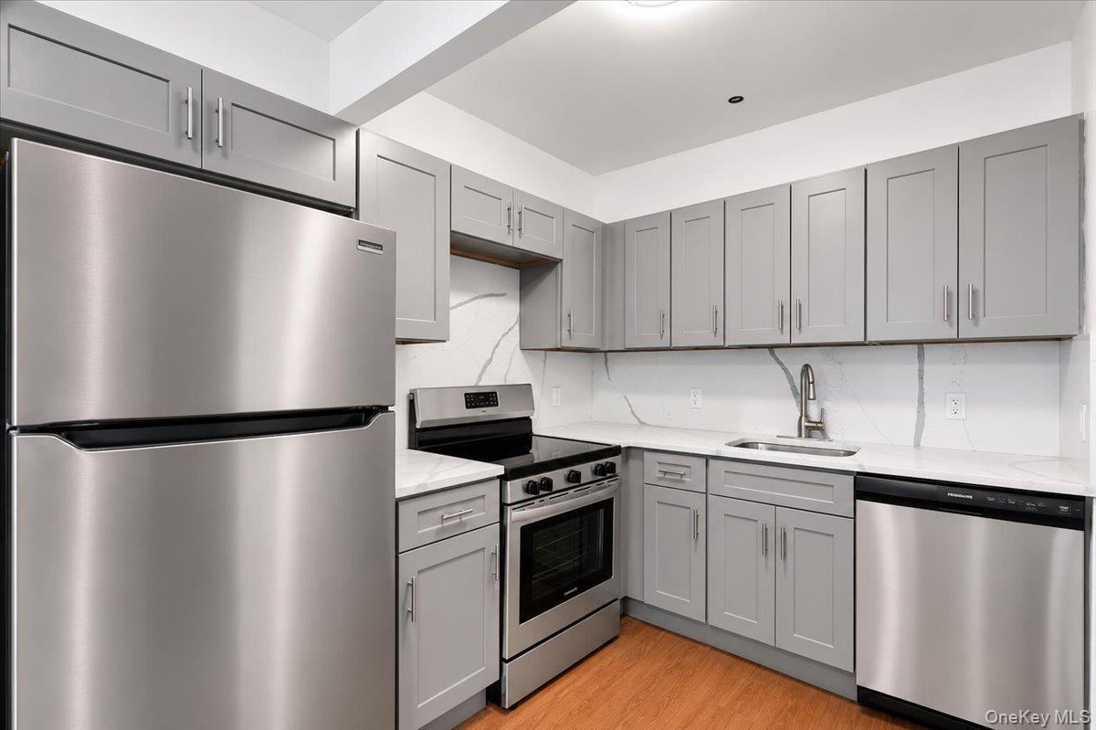 324 Eldert Street, Unit 3A