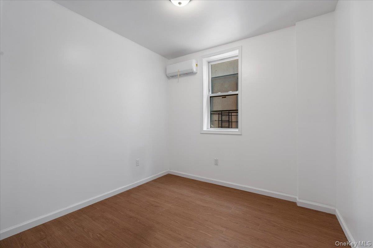 324 Eldert Street, Unit 3B photo 7