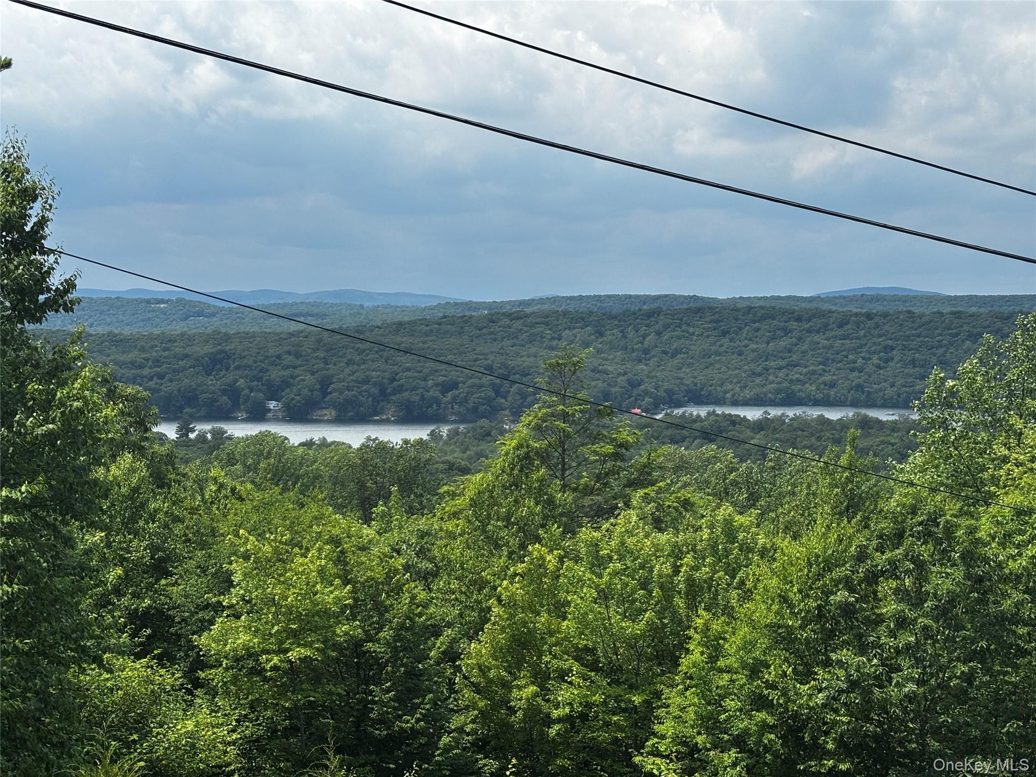 560 Oscawana Lake Road – For Sale