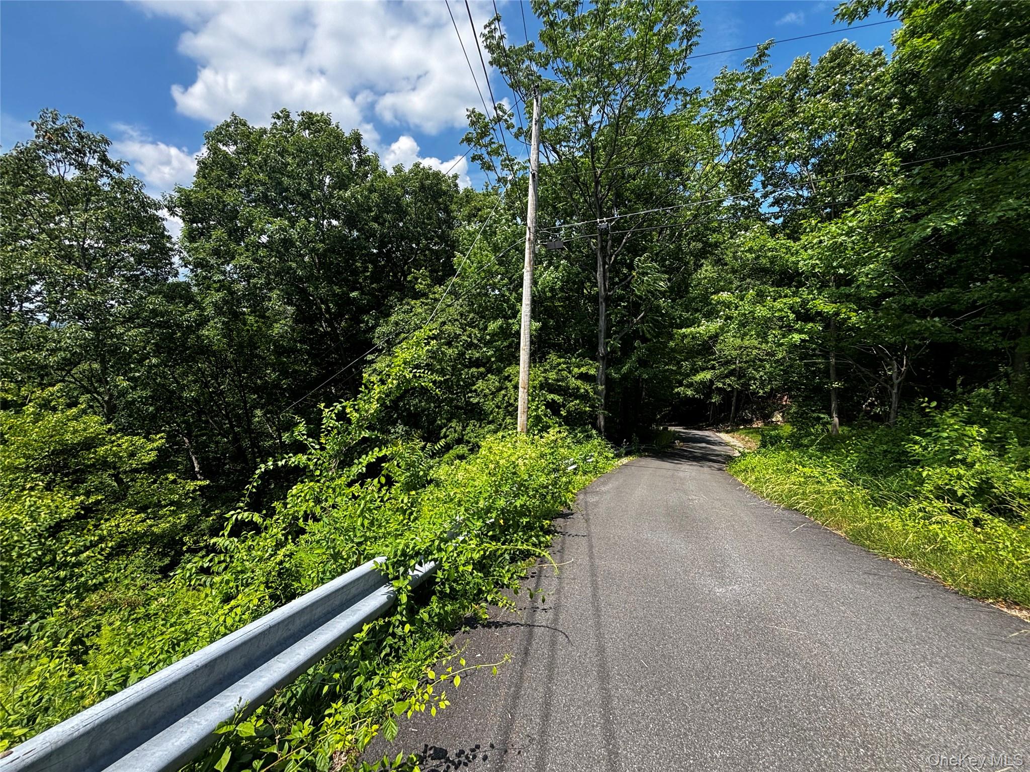 560 Oscawana Lake Road – For Sale photo 5