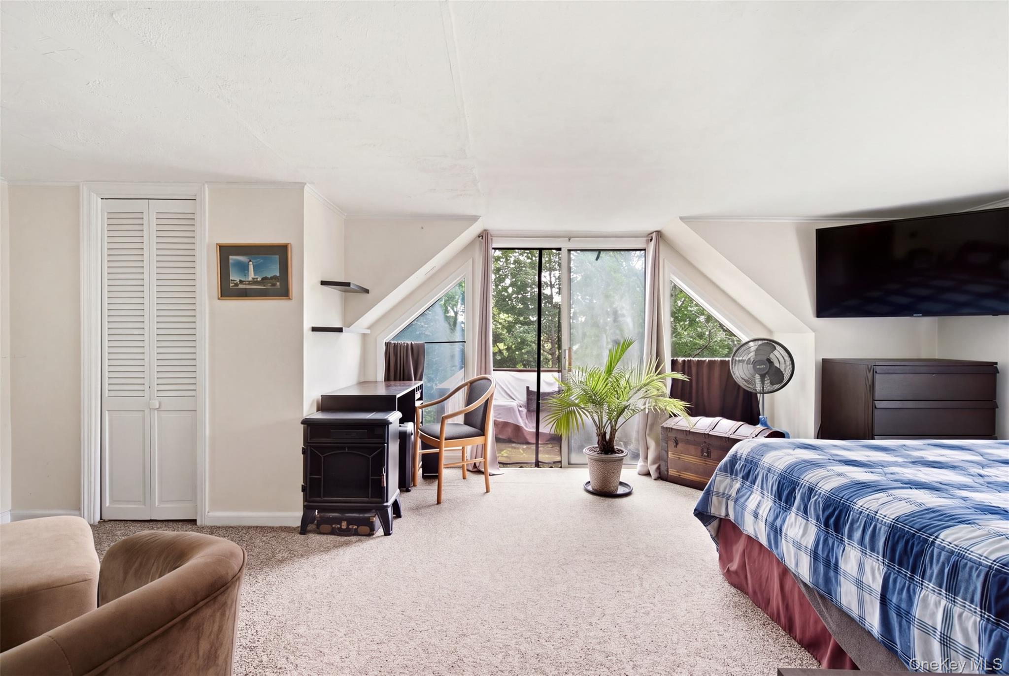 35 Ward Avenue – For Sale photo 24