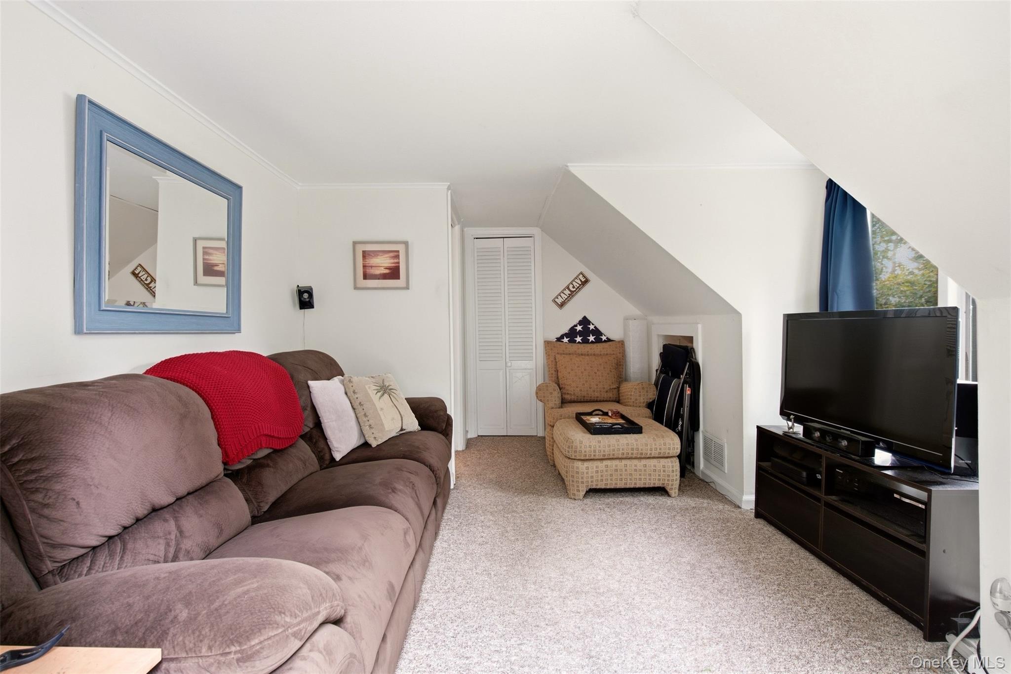 35 Ward Avenue – For Sale photo 16