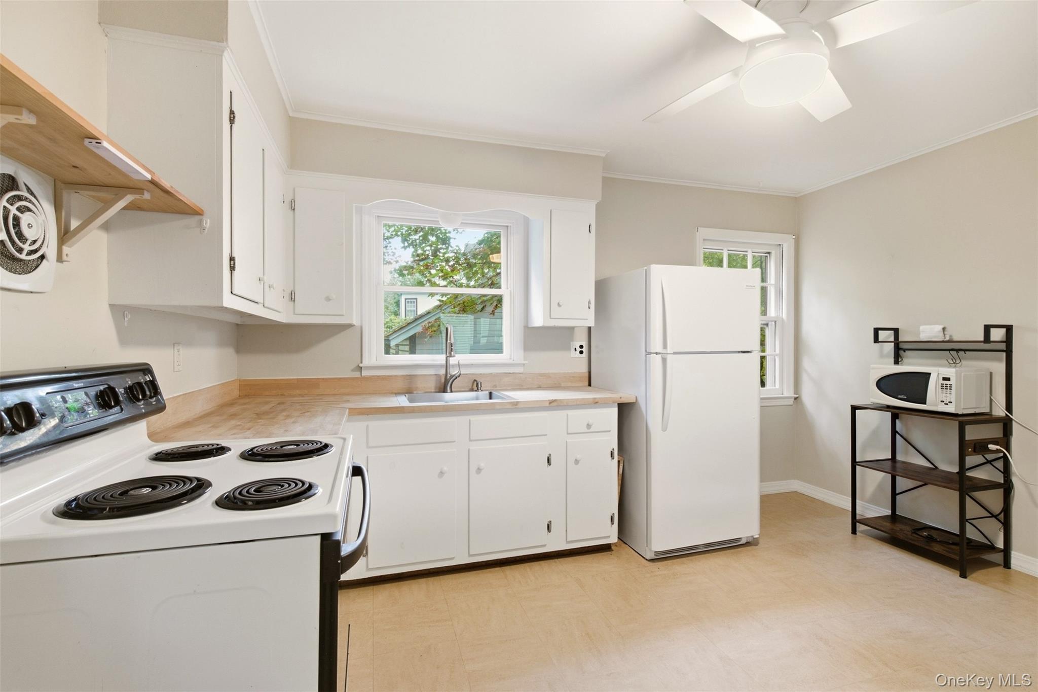 35 Ward Avenue – For Sale photo 8