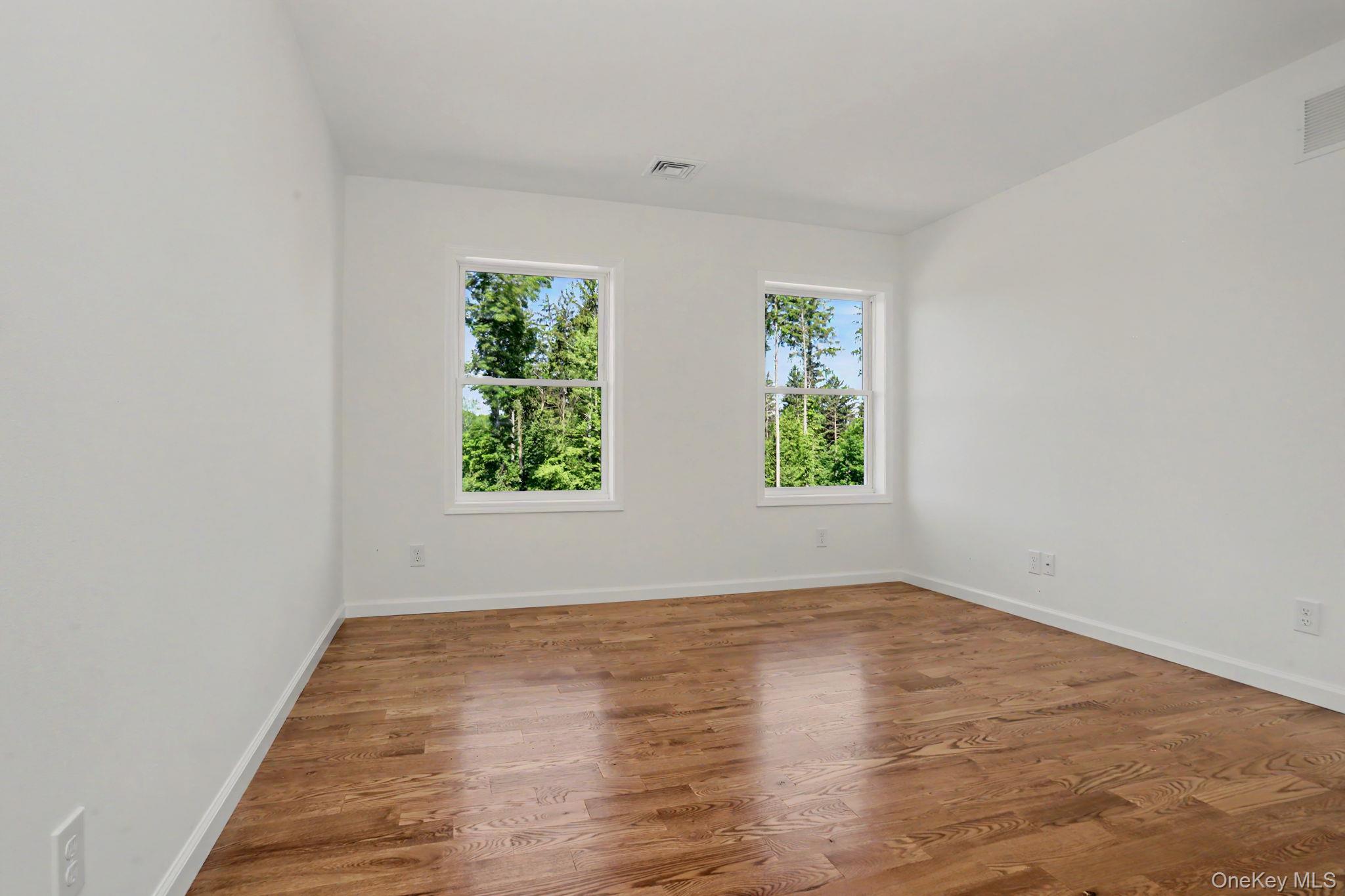 32 Spruce Road – For Sale photo 13