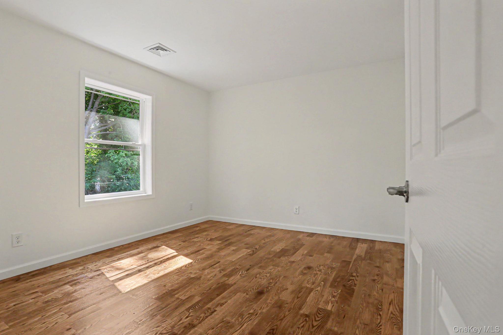 32 Spruce Road – For Sale photo 12