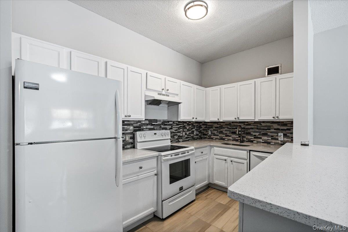 221 Beach 80th Street, Unit 1G photo 4