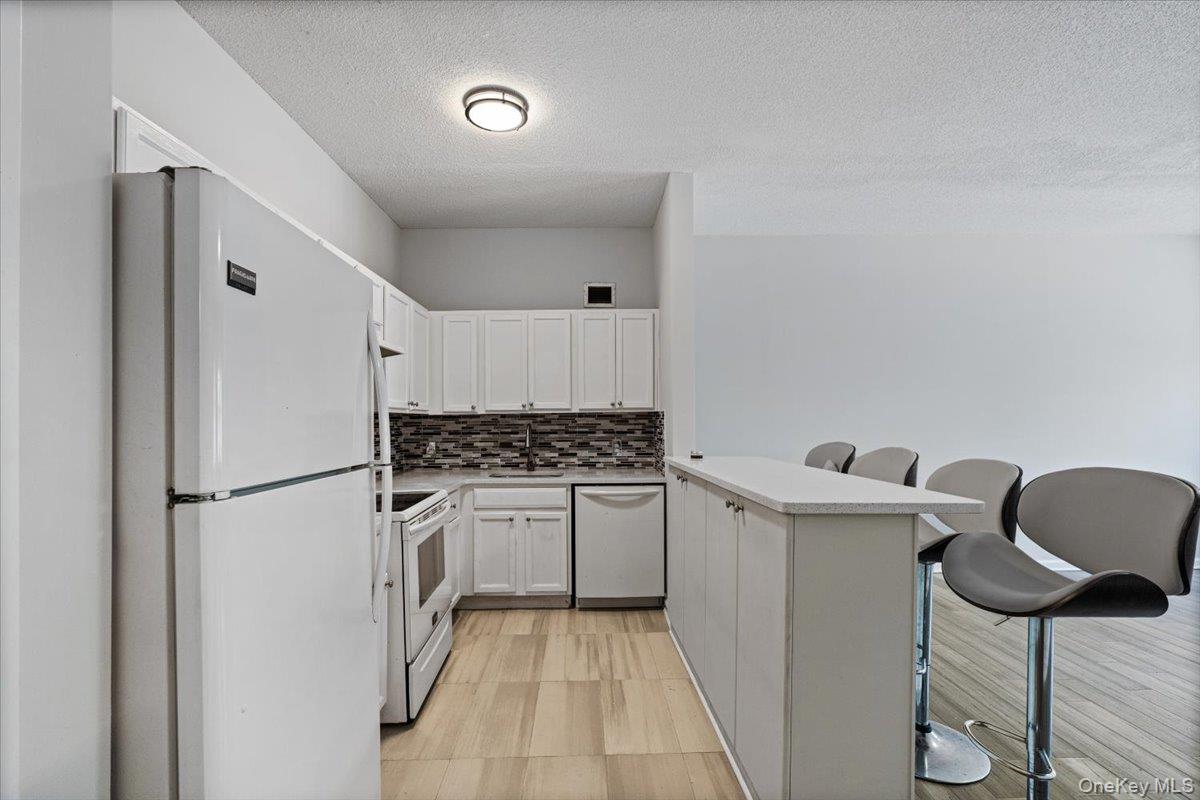 221 Beach 80th Street, Unit 1G photo 3