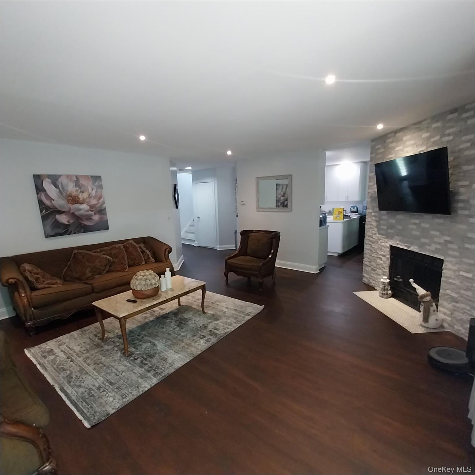 12 The Glen Lane, Unit 12 photo 6