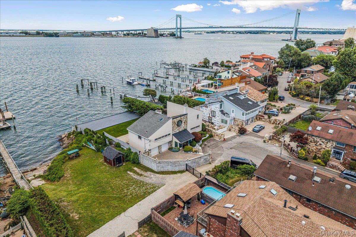 15443 Riverside Drive – For Sale photo 4