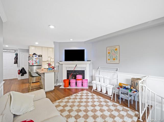 2664 Miles Avenue, Unit OO1 photo 9