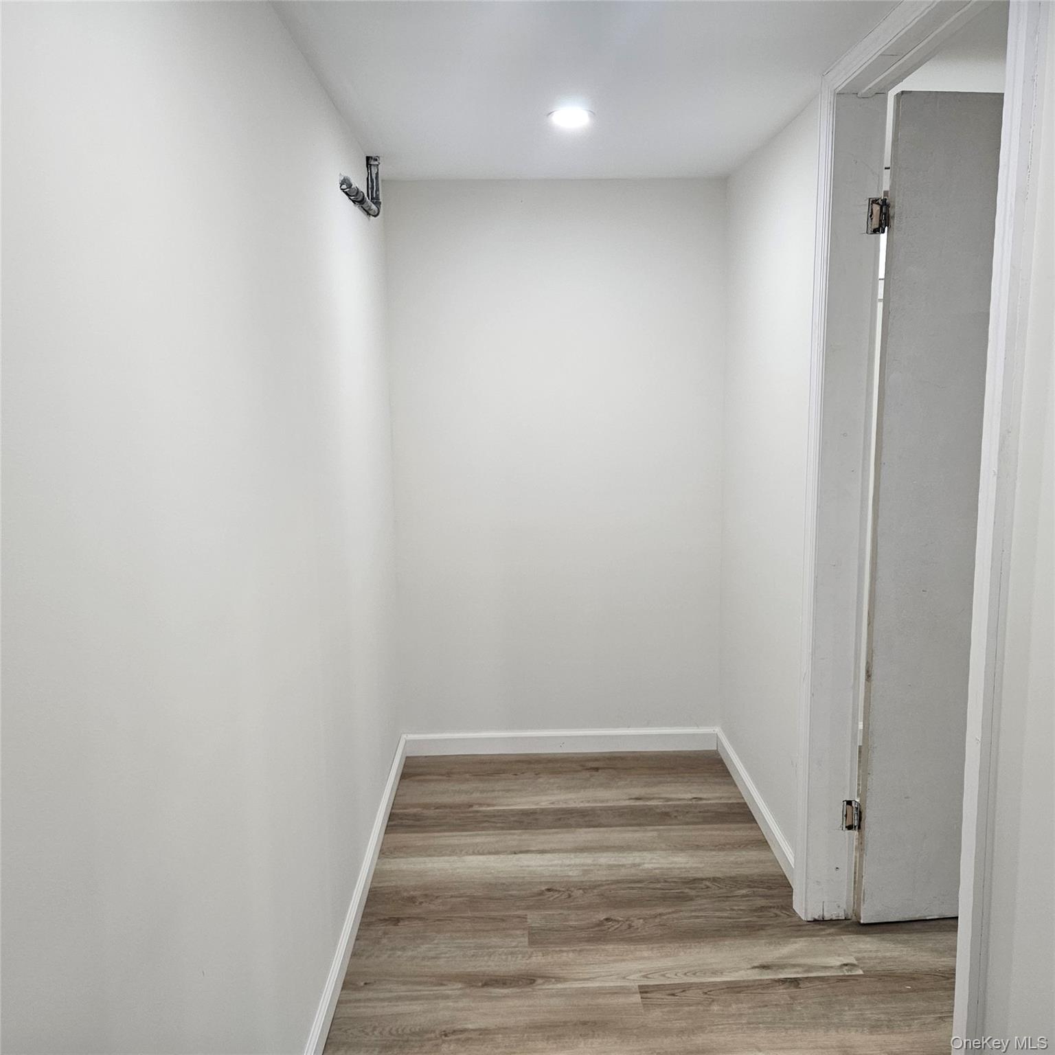 25 Lewis Lane – For Sale photo 10