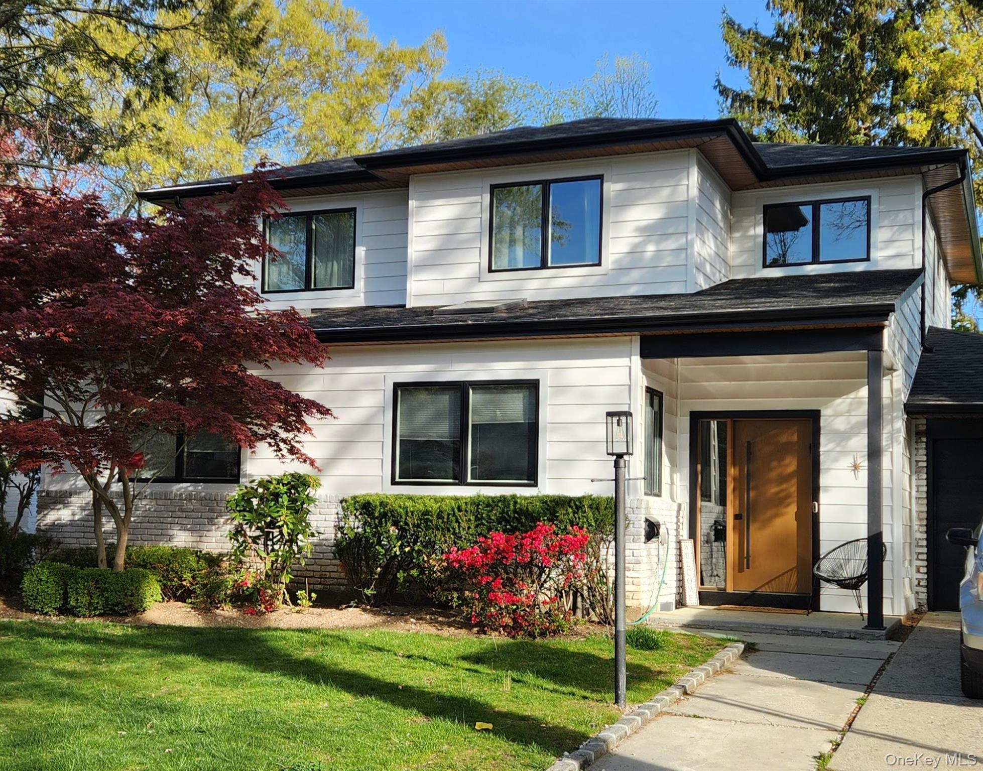 25 Lewis Lane – For Sale