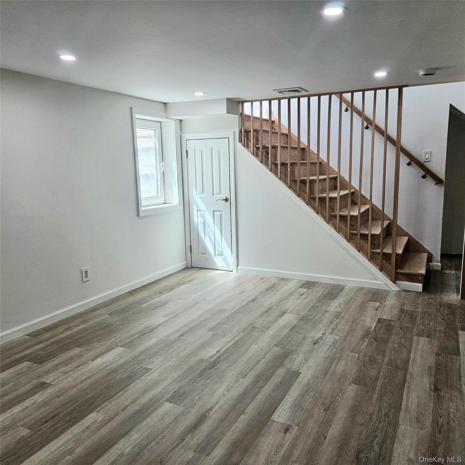25 Lewis Lane – For Sale photo 7