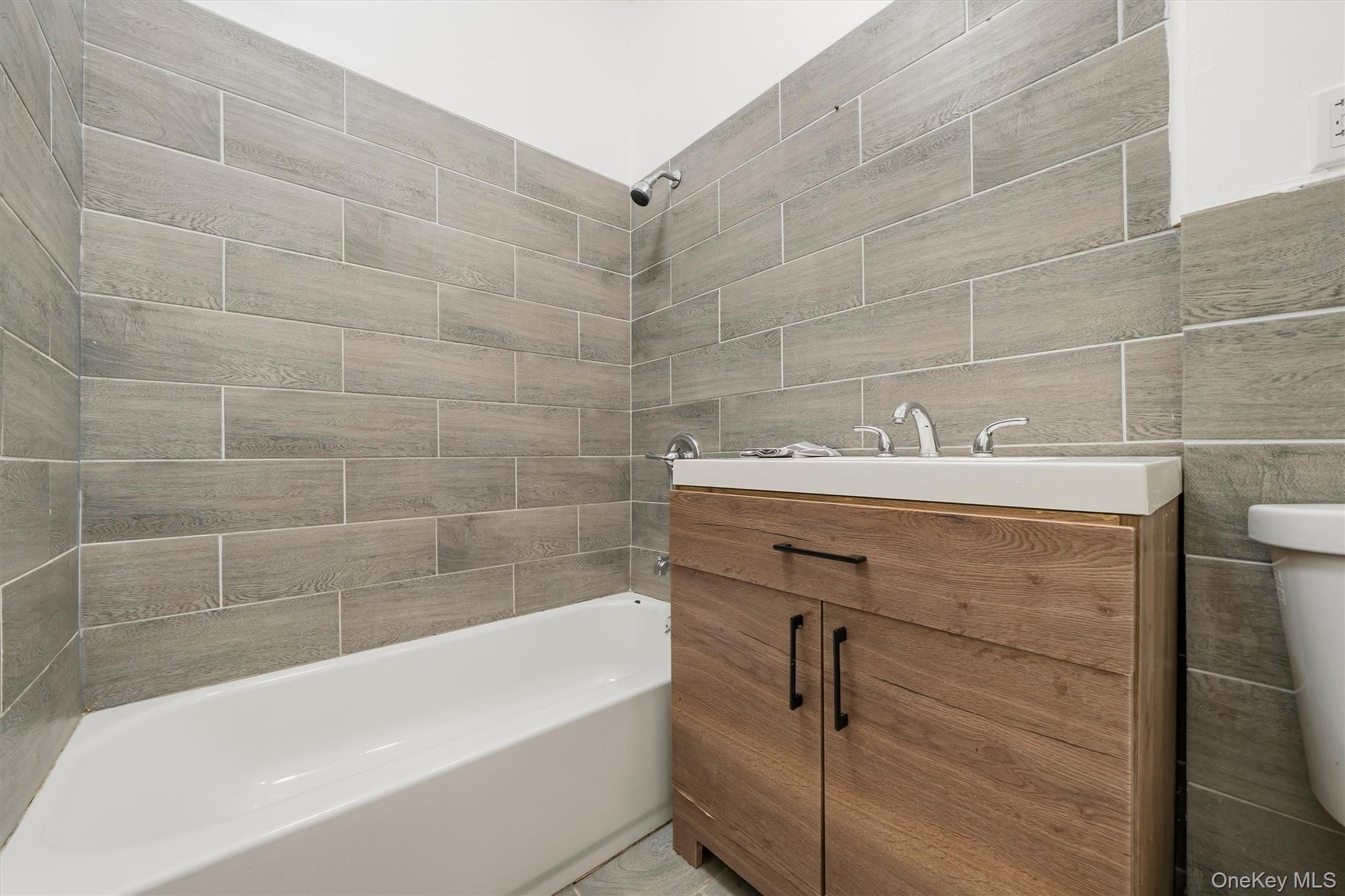 413 Liberty Street – For Rent photo 23
