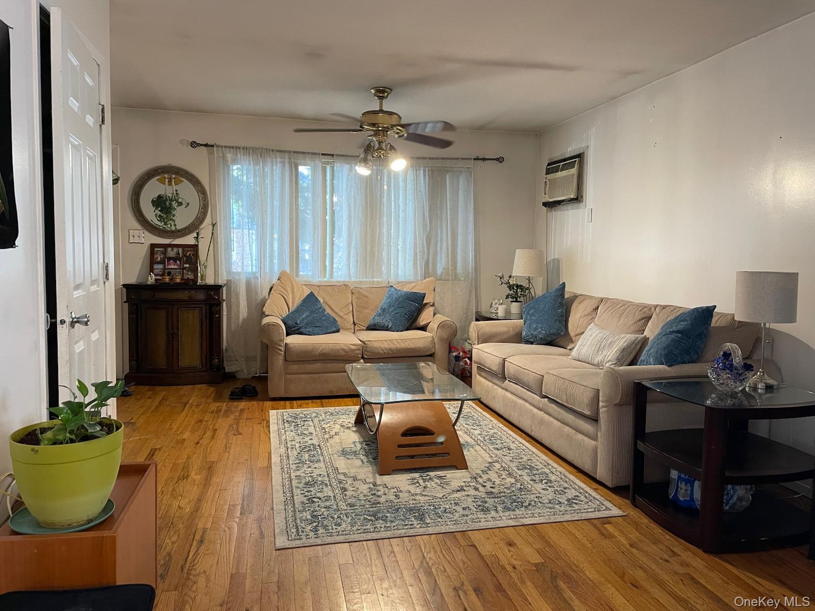 89-29 Moline Street – For Sale photo 3