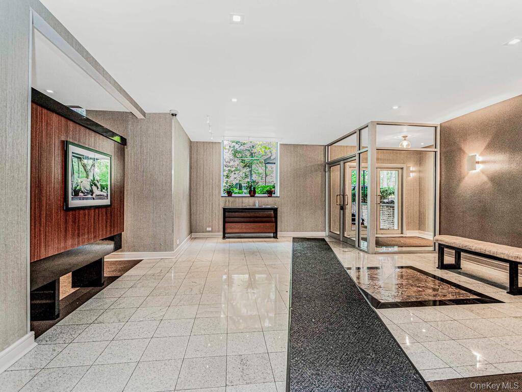 6200 Riverdale Avenue, Unit 7A photo 11