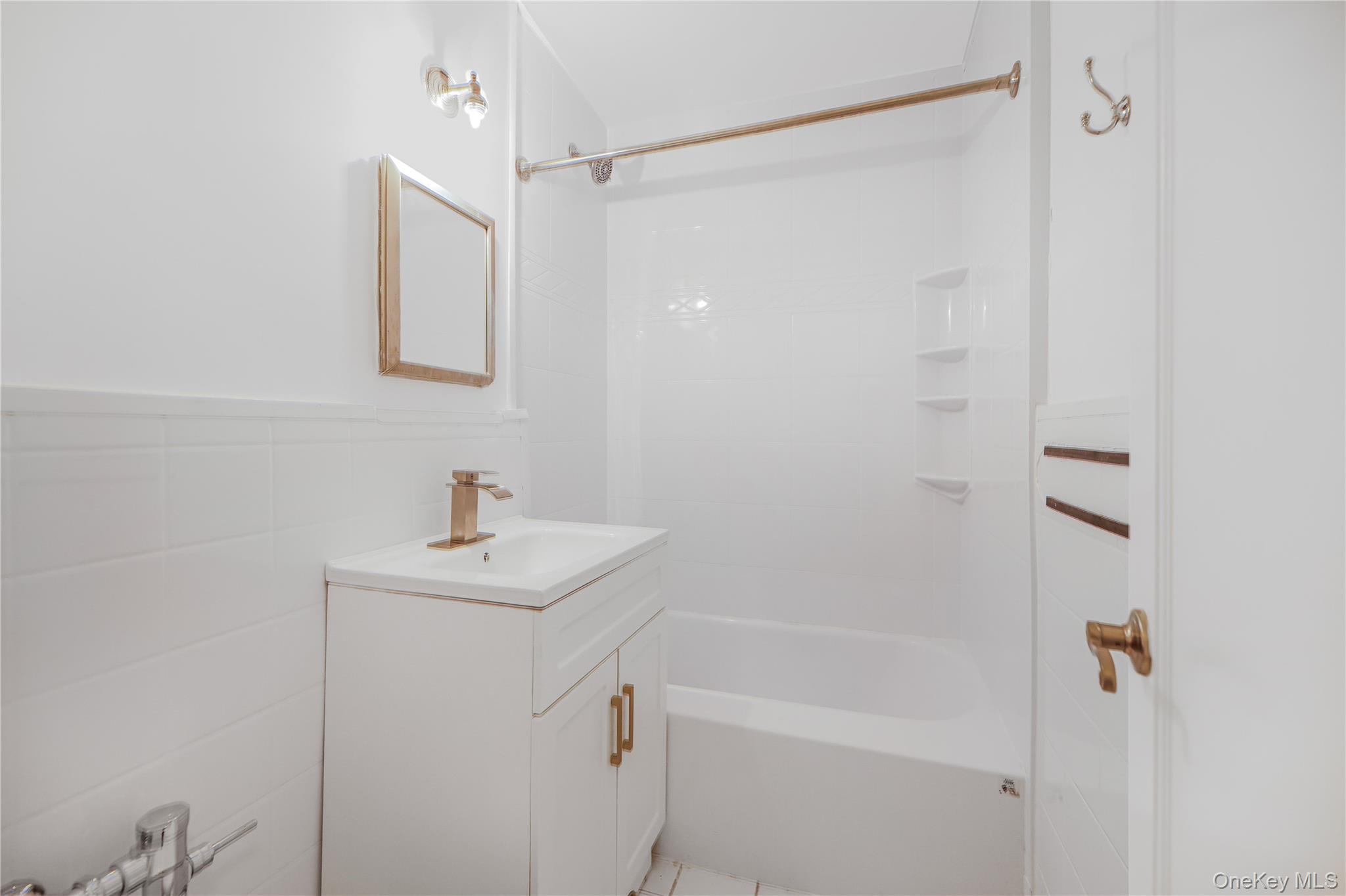 525 W 235th Street, Unit 6E photo 14