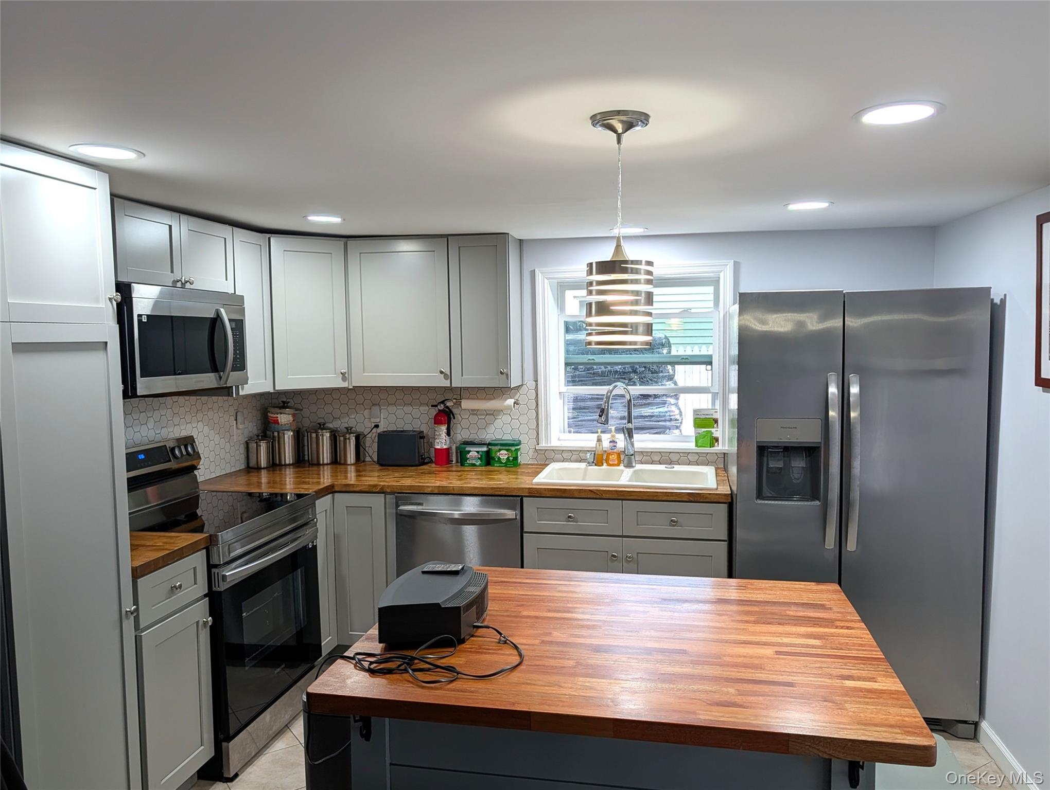 138 Ball Street – For Sale photo 18