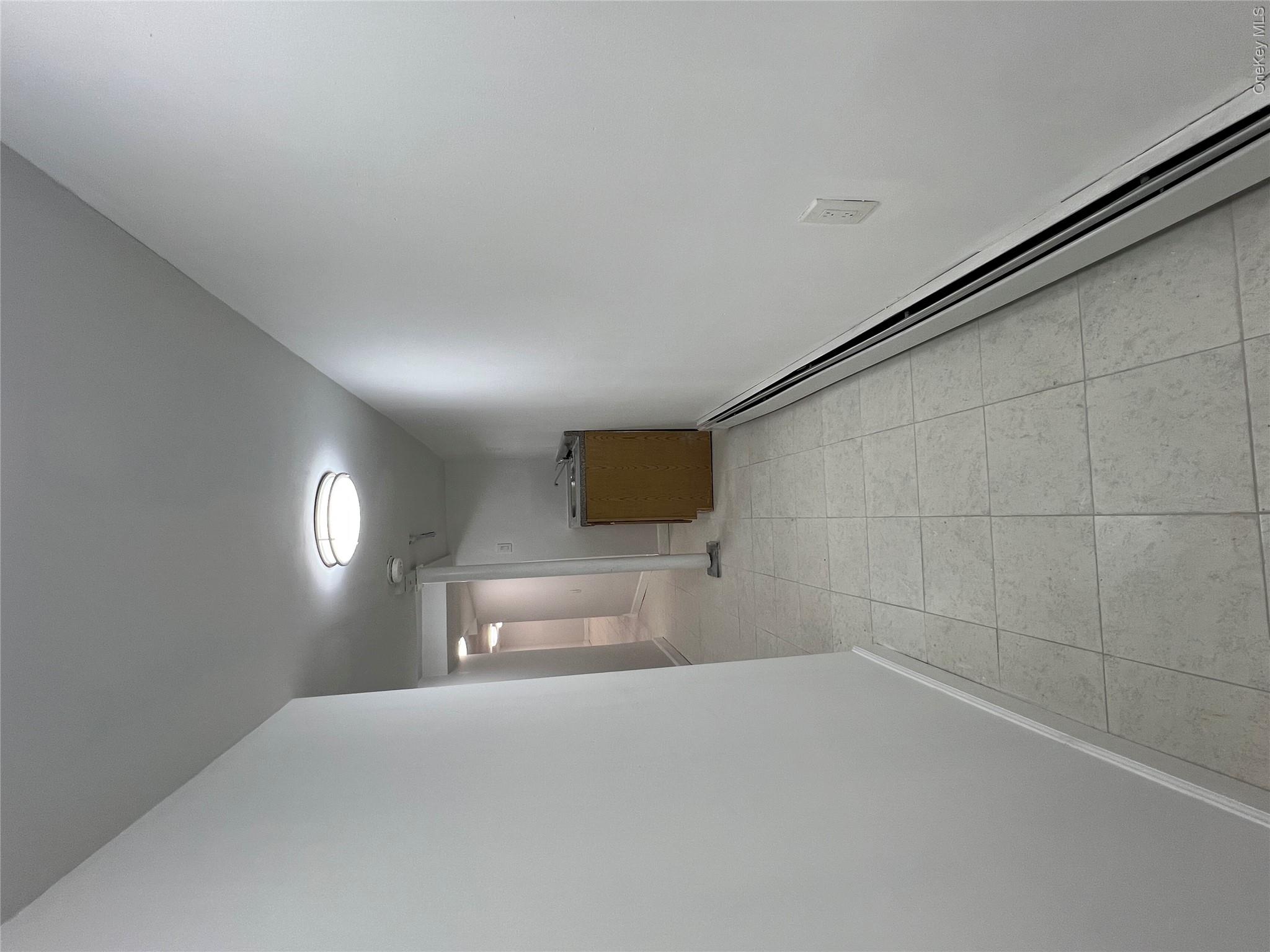 110-20 Union Hall Street – For Sale photo 33