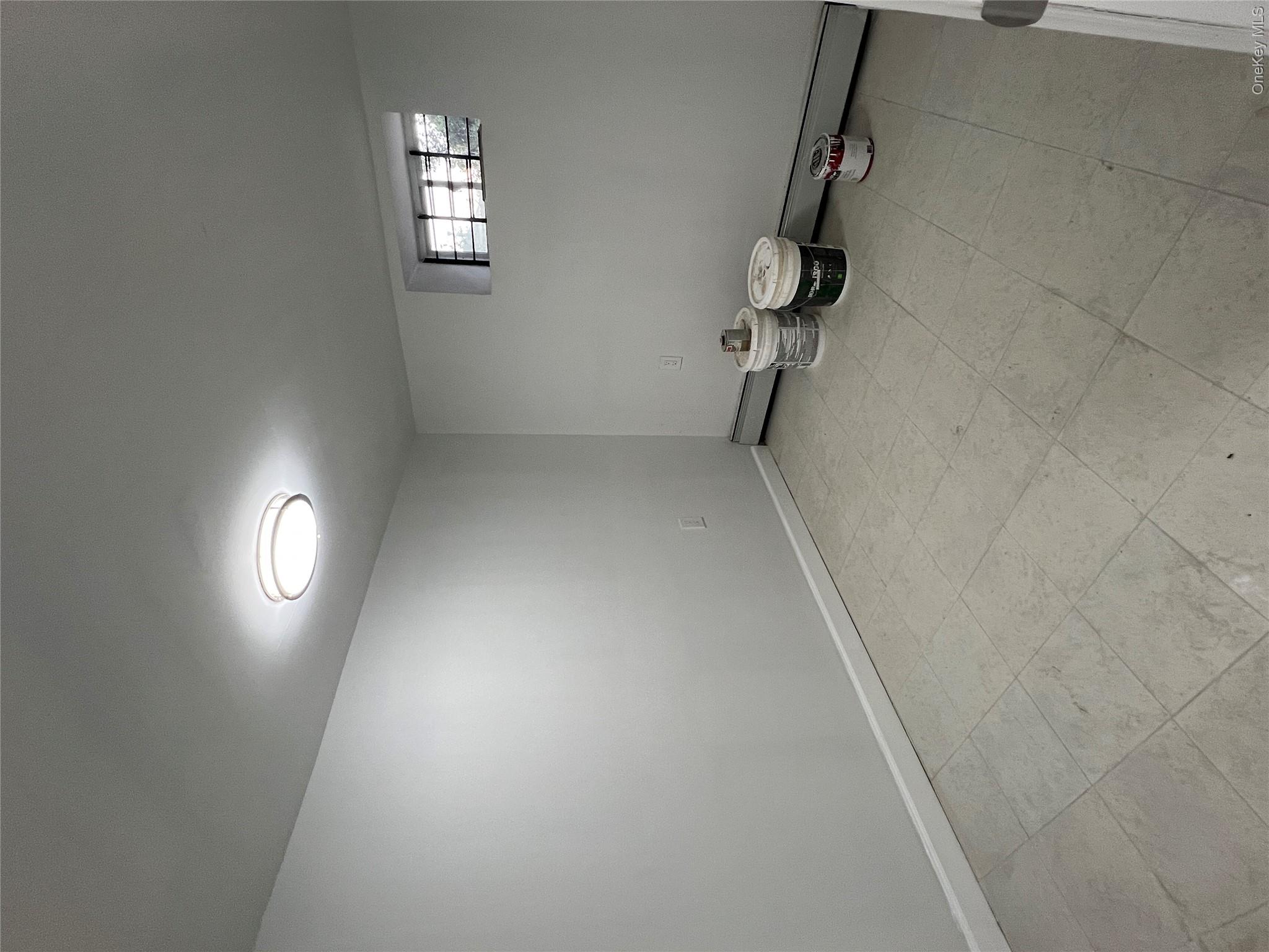 110-20 Union Hall Street – For Sale photo 32