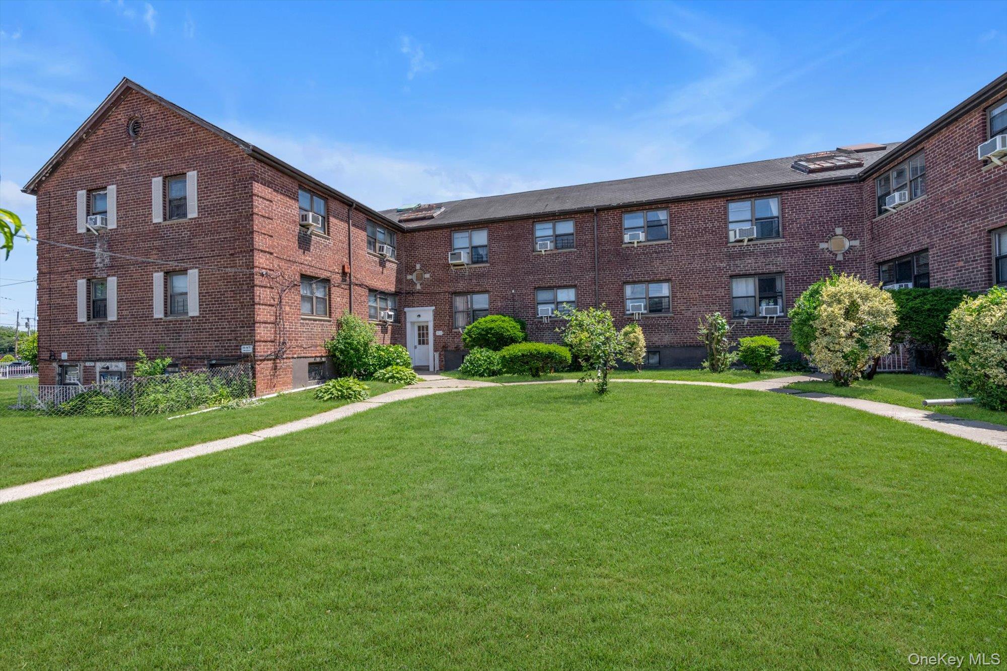20106 Rocky Hill Road, Unit 6G2